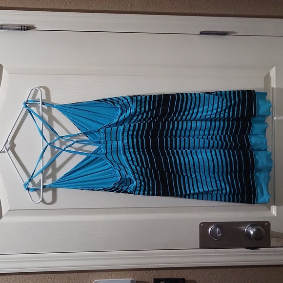 Sundress - Picture 2 of 5